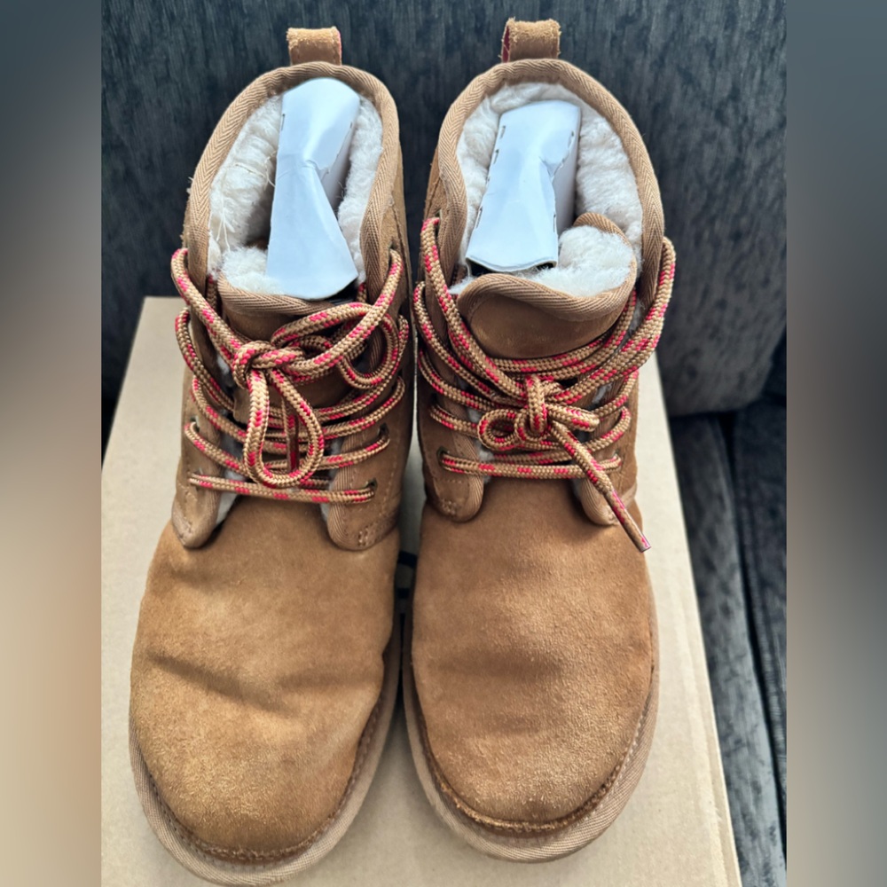 UGG NEUMEL High size 7 women